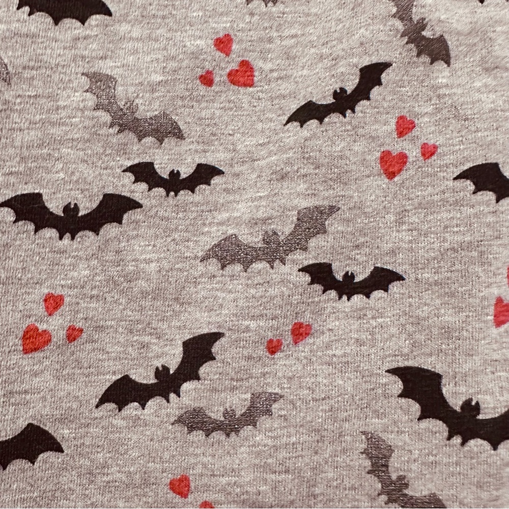 Universal Studios | Leggings | Little Monster Leggings with Bats & Hearts - Picture 3 of 6
